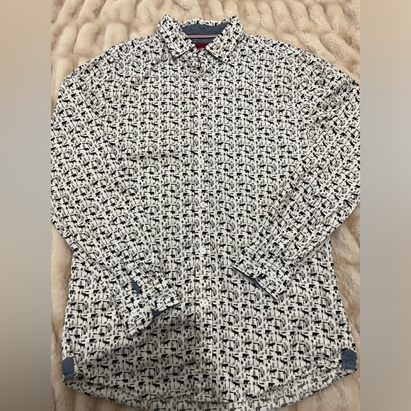 6 Button Shirt Bundle (Different Sizes) - Picture 4 of 16